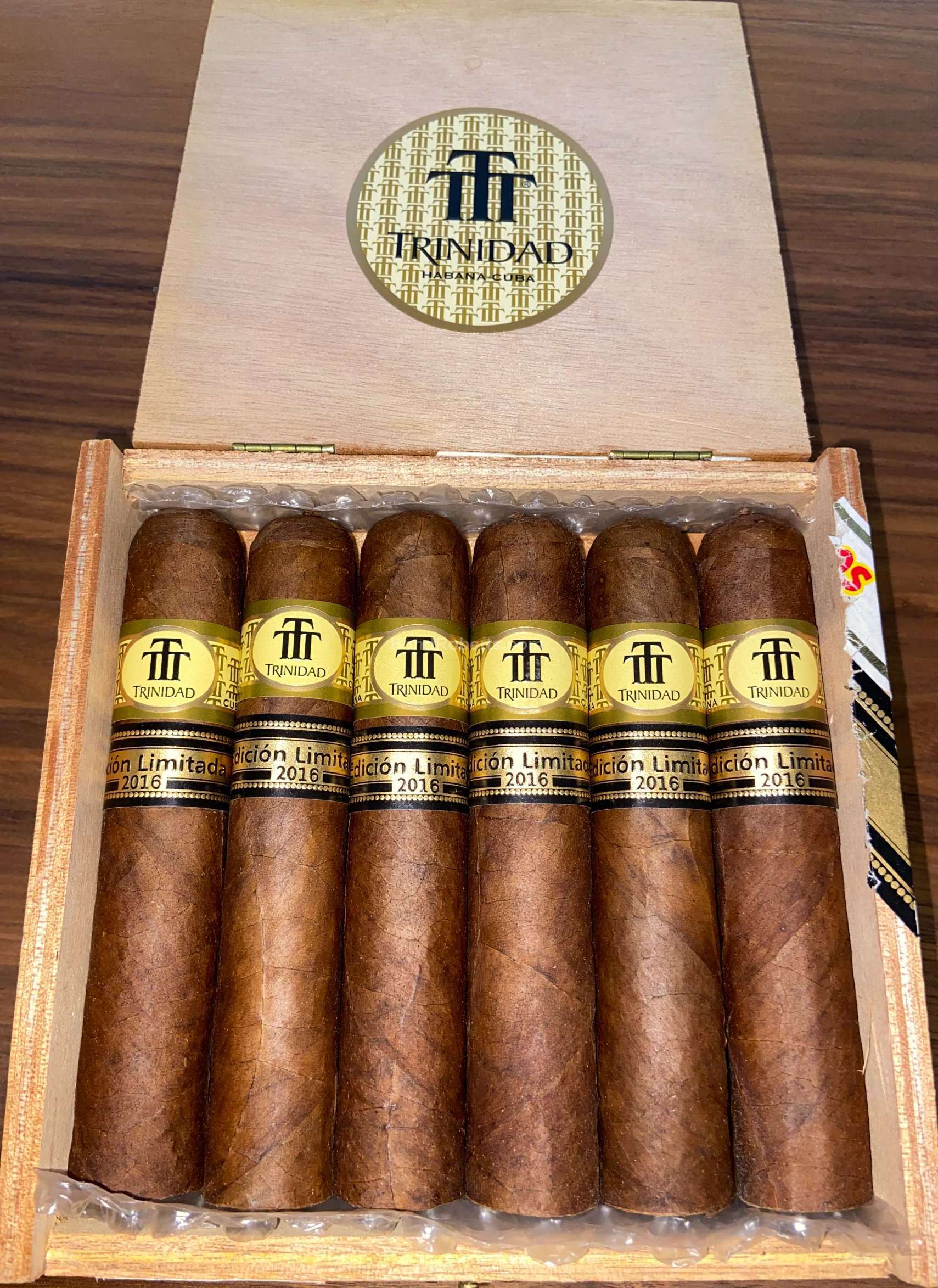 Trinidad Topes Edición Limitada 2016